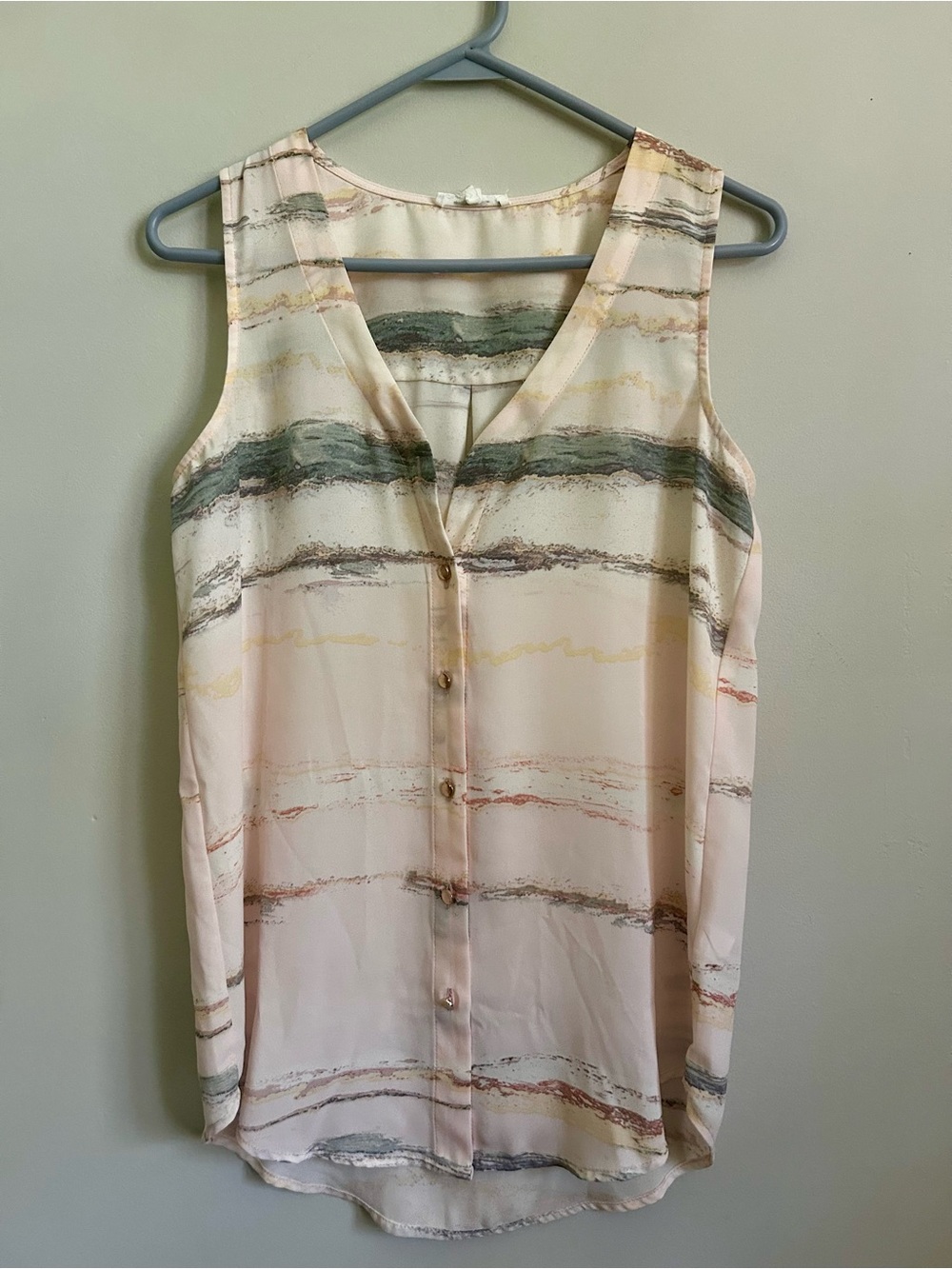 Maurices XS Watercolor Striped Sleeveless V-Neck Button-Front Blouse
